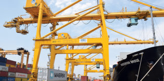 মহামারিকালে বৈশ্বিক কনটেইনার সংকট বাণিজ্য সুরক্ষায় উদ্যোগী চট্টগ্রাম বন্দর