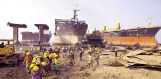 চট্টগ্রামের শিপ ব্রেকিং ইয়ার্ডগুলো খুলছে কাল