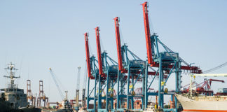 বন্দর ও লজিস্টিকস খাতের সংস্কারে বড় অংকের বিনিয়োগ চুক্তি করেছে ইন্দোনেশিয়া