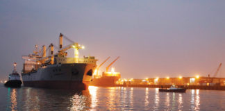 চালনা পোতাশ্রয় থেকে মোংলা বন্দর