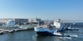 জাপান পৌঁছেছে তরলীকৃত হাইড্রোজেনের প্রথম আন্তর্জাতিক চালান