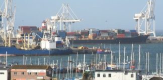 দ. আফ্রিকায় শিপ-টু-শিপ বাংকারিংয়ে নিষেধাজ্ঞা প্রত্যাহারের সিদ্ধান্তের বিরোধিতা