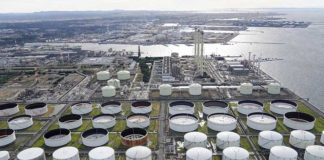 বাজার নিয়ন্ত্রণে ফের জরুরি মজুদ থেকে জ্বালানি সরবরাহের উদ্যোগ আইইএর