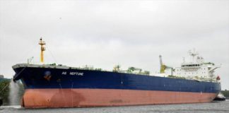 লেবার কনভেনশন না মানায় ট্যাংকারকে সাময়িক নিষিদ্ধ করেছে অস্ট্রেলিয়া