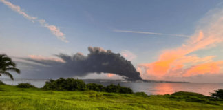 কিউবার তেল ডিপোর আগুন ছড়িয়েছে তৃতীয় ট্যাংকে