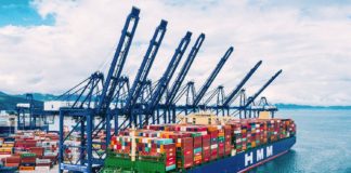 প্রথমার্ধে রটারডামে কার্গো হ্যান্ডলিংয়ে প্রবৃদ্ধি