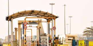 তিন বন্দরে বসছে ছয় কনটেইনার স্ক্যানার