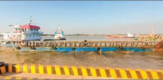 পতেঙ্গা কনটেইনার টার্মিনালে ভিড়েছে চালবাহী জাহাজ