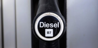 ডিজেলের মজুদ বাড়ানোর তোড়জোড় ইউরোপের