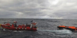 ঝড়ে চীনা কার্গো জাহাজডুবি, নিহত অন্তত দুই