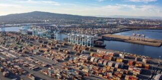 শিপিং খাতে প্রতিযোগিতাবিরোধী চর্চা বন্ধে নতুন বিল প্রস্তাব যুক্তরাষ্ট্রের প্রতিনিধি পরিষদে