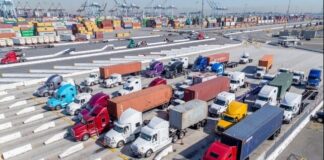 নিঃসরণকারী ট্রাক চলাচল বন্ধ করছে ক্যালিফোর্নিয়া