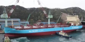 পানিতে ভাসল বিশ্বের প্রথম মিথেনচালিত কনটেইনার জাহাজ