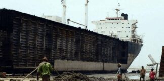 কঠোর নিঃসরণ নীতিমালার কারণে আগামী দশ বছরে দ্বিগুণ জাহাজ ভাঙা হবে: বিমকো