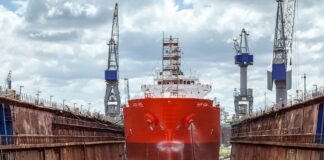 ড্রাইডক এবং শিপ রিপেয়ার ইয়ার্ড চালু করছে জ্যামাইকা