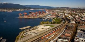 নতুন শ্রমচুক্তি নিয়ে কানাডায় ডক শ্রমিক ও নিয়োগদাতাদের মধ্যে সমঝোতা