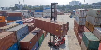 স্বাভাবিক হচ্ছে কনটেইনার জট