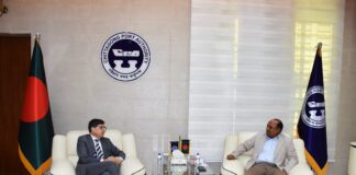 চট্টগ্রাম বন্দর পরিদর্শনে ফ্রান্সের রাষ্ট্রদূত