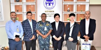 চট্টগ্রাম বন্দরে জেটরো প্রতিনিধি দল