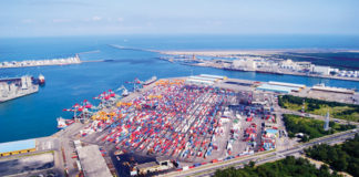 তাইচাং বন্দর